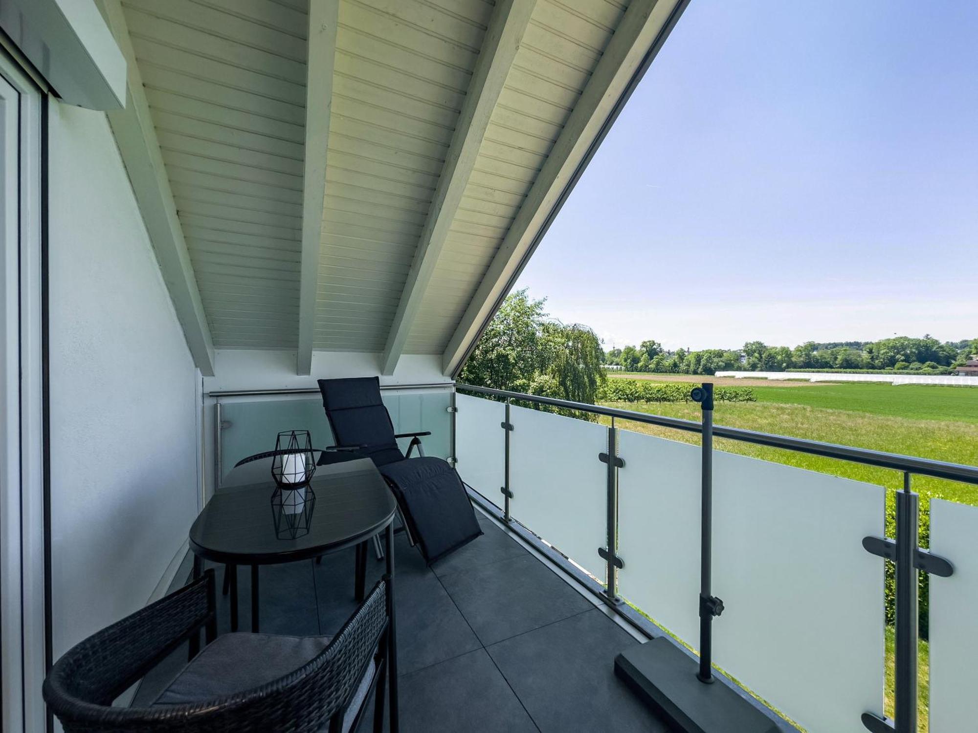 Апартаменты Haus Sohl 2 Фридрихсхафен Экстерьер фото